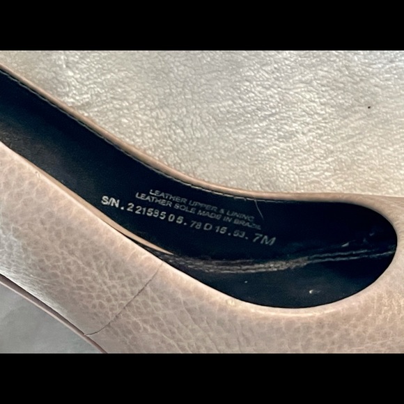 Tory Burch Stacked Heels - Picture 2 of 6